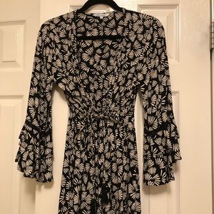 Mint condition Blue Island Cover-Up Sz Small